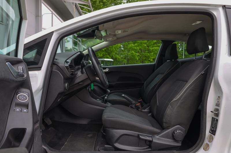 Ford - Fiesta - pic7
