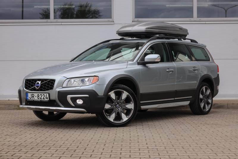 Volvo - XC70 - pic1