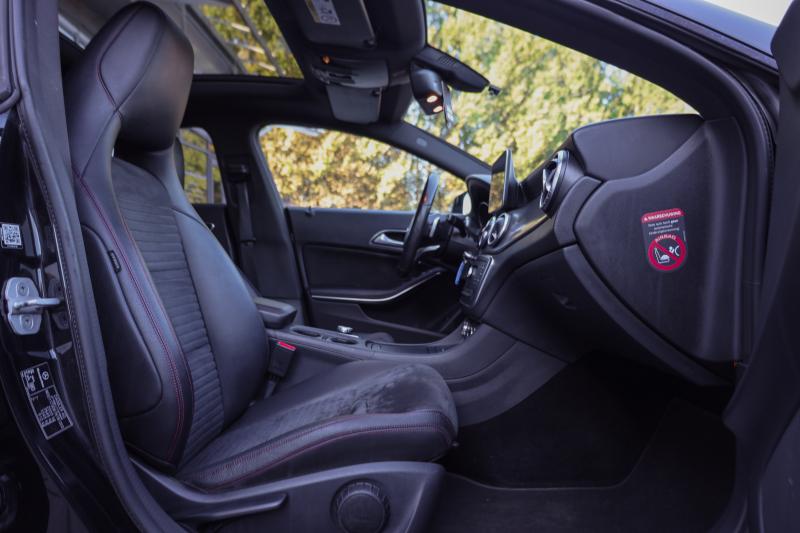 Mercedes-Benz - CLA200 - pic19