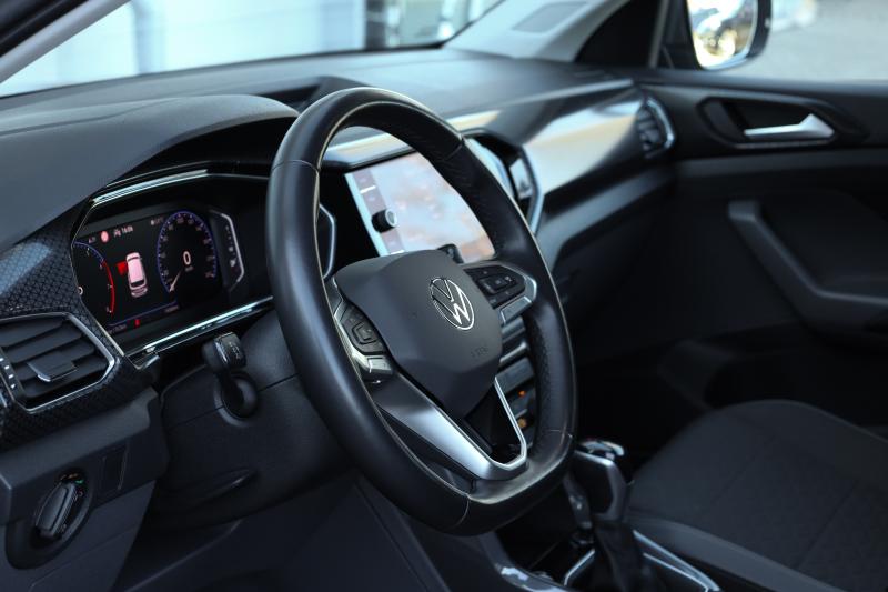 Volkswagen - T-Cross - pic11
