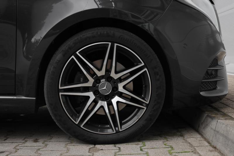 Mercedes-Benz - V250 - pic6