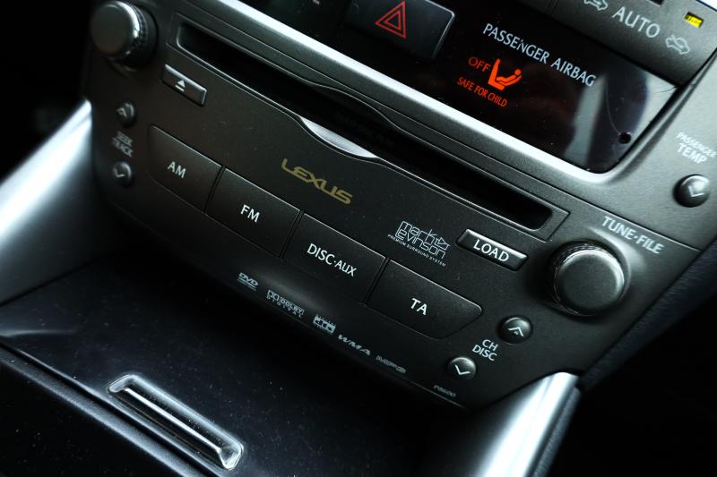 Lexus - IS 220 - pic20
