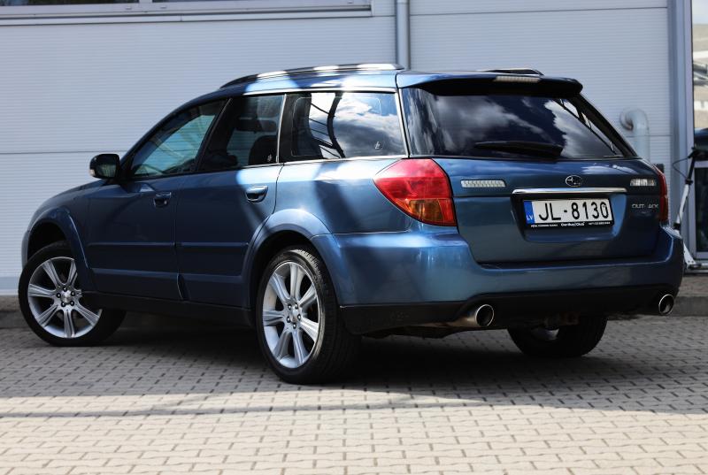Subaru - Outback - pic5