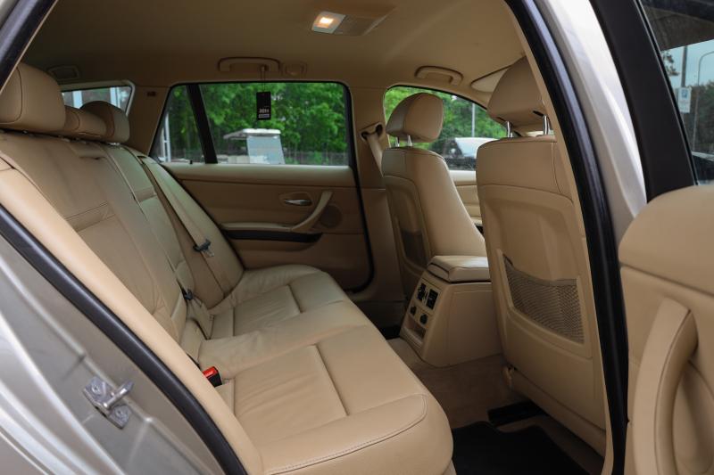 BMW - 320 - pic15