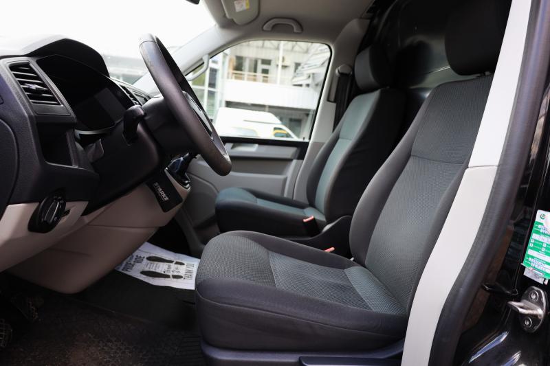 Volkswagen - Transporter - pic7