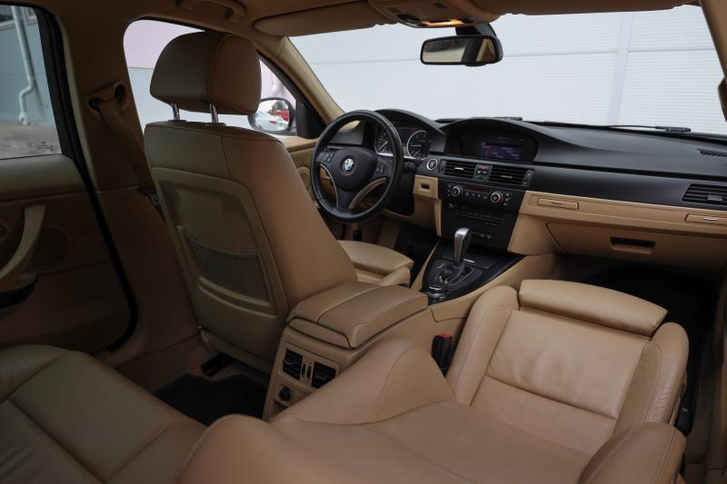 BMW - 320 - pic18