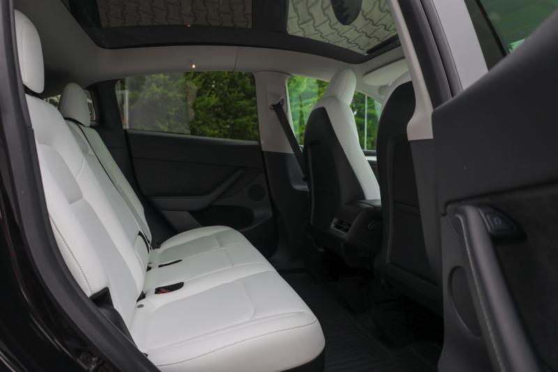 Tesla - Model Y - pic17