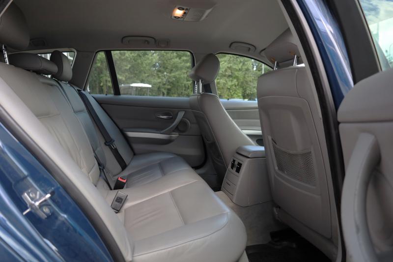 BMW - 330 - pic16