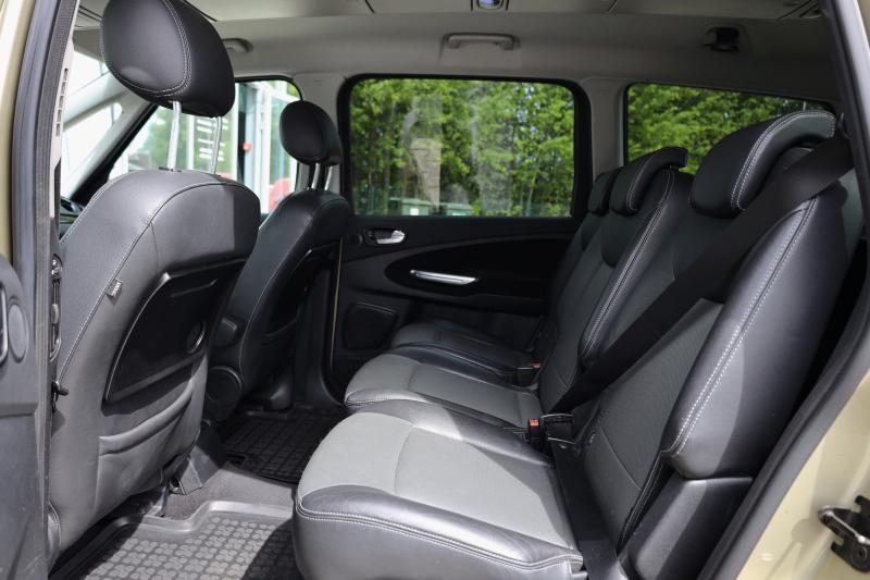 Ford - Galaxy - pic13