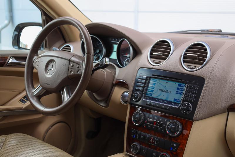 Mercedes-Benz - GL320 - pic22