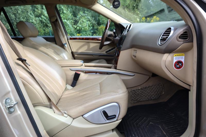 Mercedes-Benz - ML320 - pic5