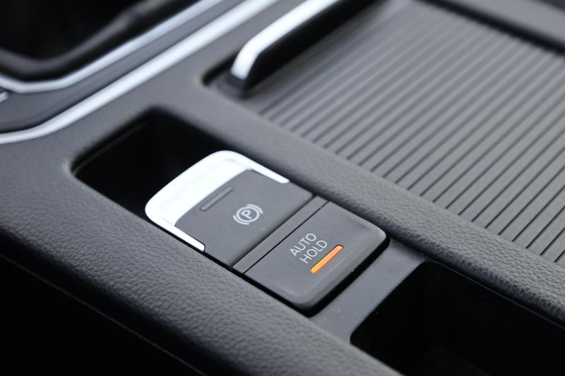 Volkswagen - Passat - pic20