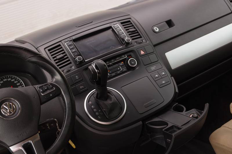 Volkswagen - Multivan - pic13