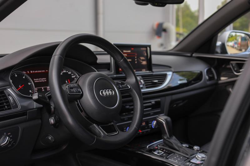 Audi - A6 - pic11