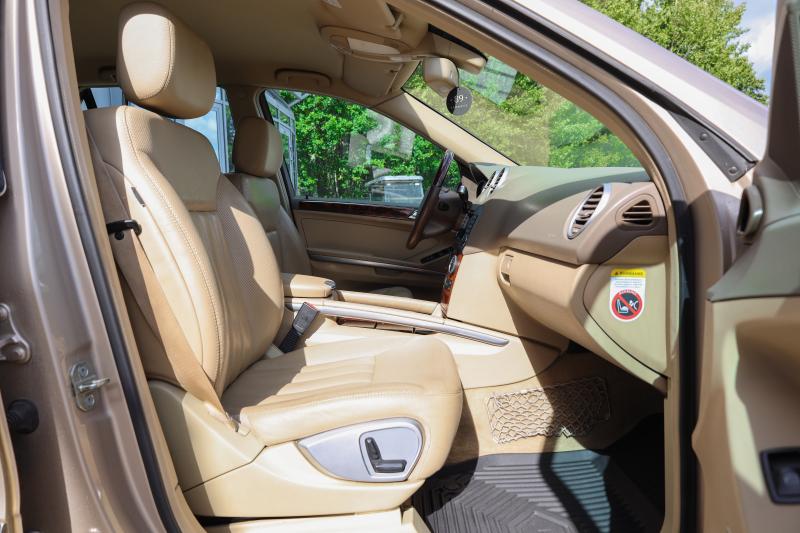 Mercedes-Benz - ML320 - pic18