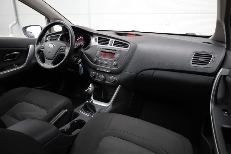 Kia - cee'd - pic8
