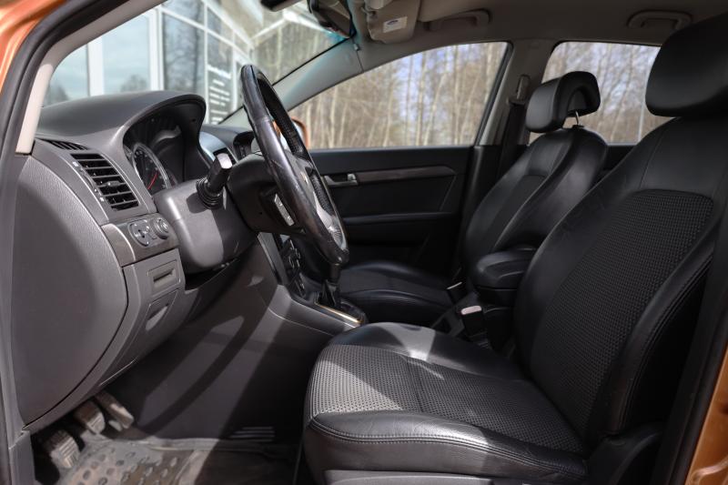 Chevrolet - Captiva - pic8