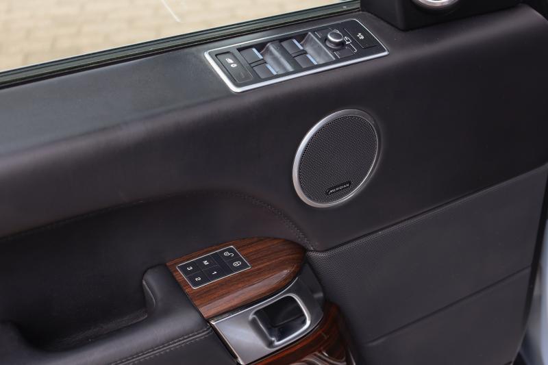 Land Rover - Range Rover - pic12