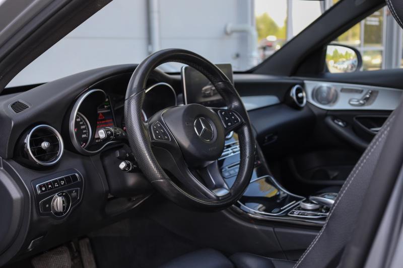 Mercedes-Benz - C350 - pic10