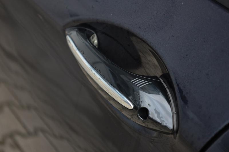 BMW - 520 - pic10
