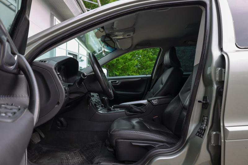 Volvo - XC70 - pic10