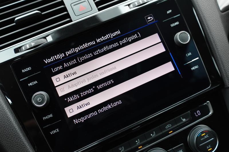 Volkswagen - Golf - pic25