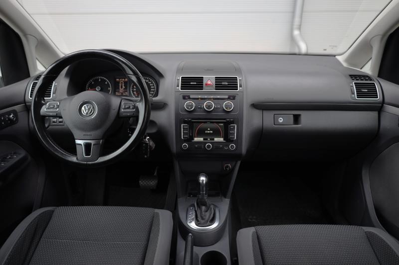 Volkswagen - Touran - pic10