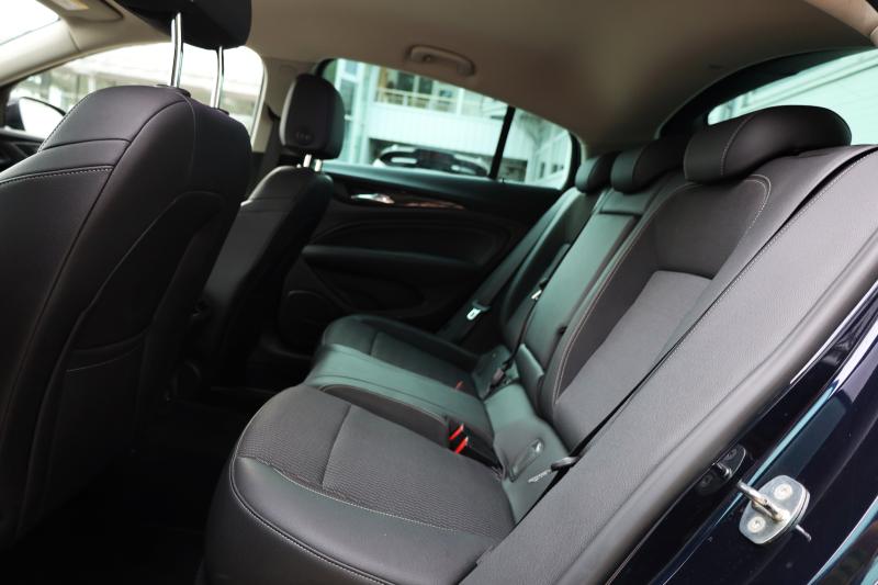 Opel - Insignia - pic16