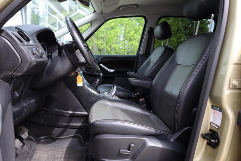 Ford - Galaxy - pic9