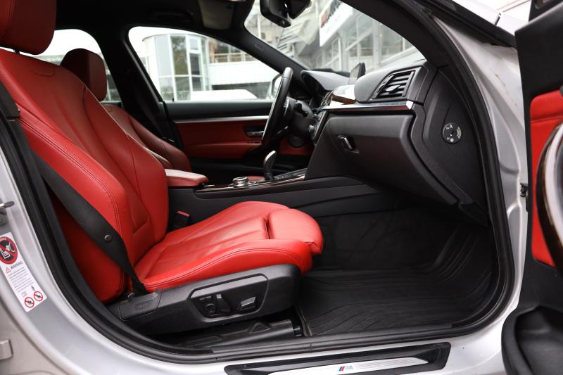 BMW - 330 - pic13