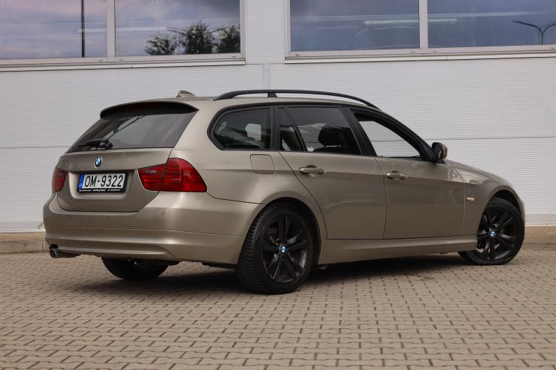 BMW - 320 - pic7