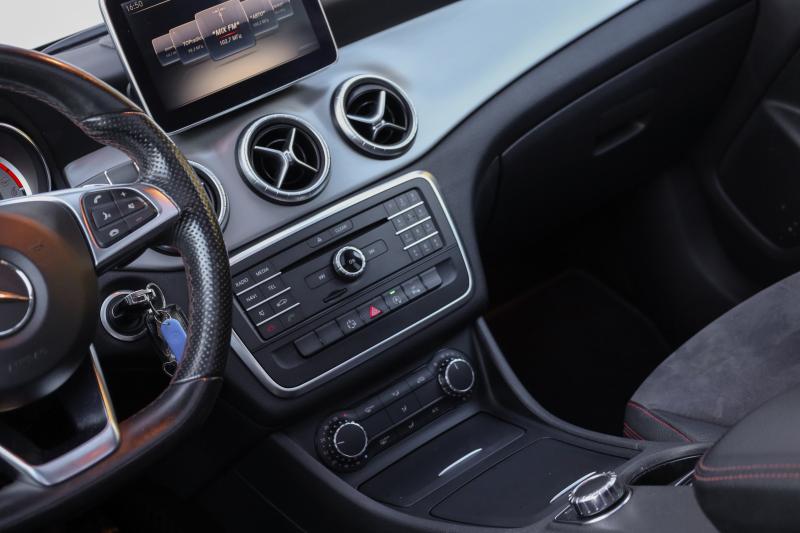 Mercedes-Benz - CLA200 - pic16