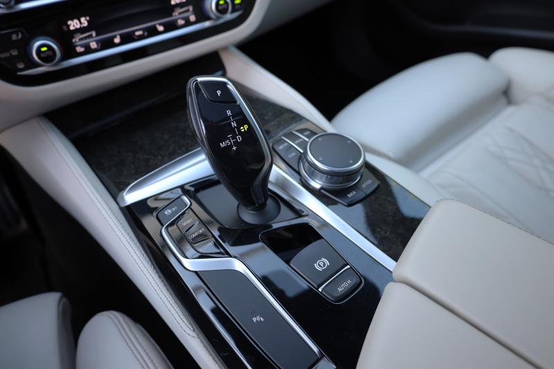 BMW - 520 - pic11