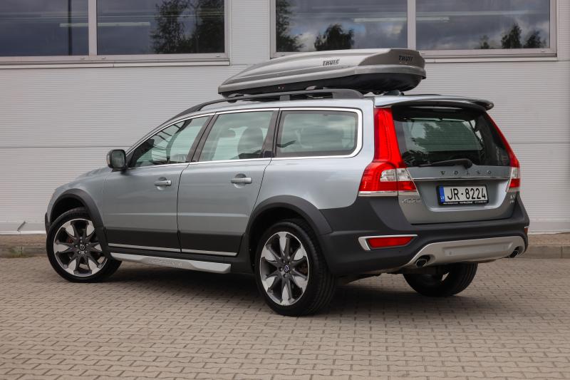 Volvo - XC70 - pic5