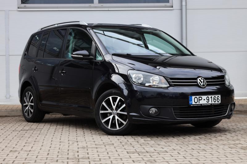 Volkswagen - Touran - pic4