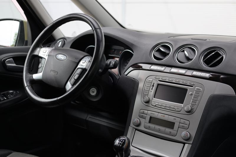 Ford - Galaxy - pic11