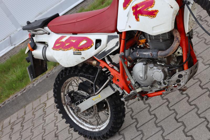 Suzuki - DR - pic5