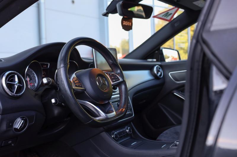 Mercedes-Benz - CLA200 - pic9