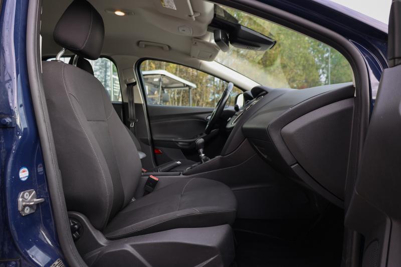 Ford - Focus - pic15