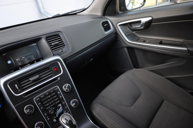 Volvo - V60 - pic9