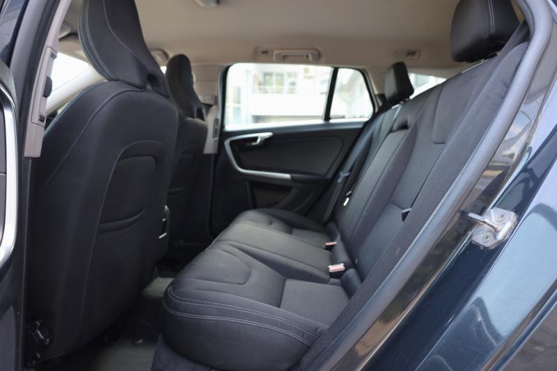 Volvo - V60 - pic13