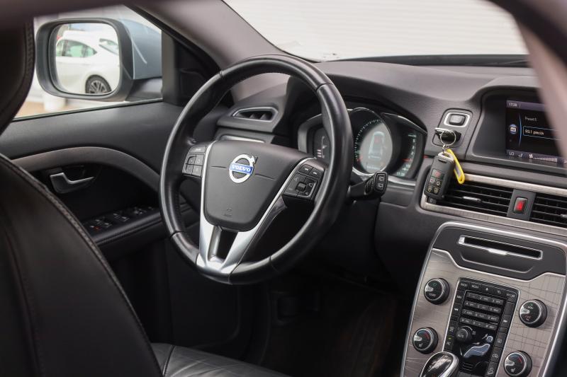 Volvo - XC70 - pic20