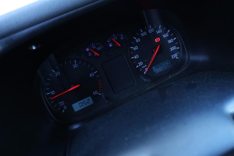 Volkswagen - Transporter - pic11