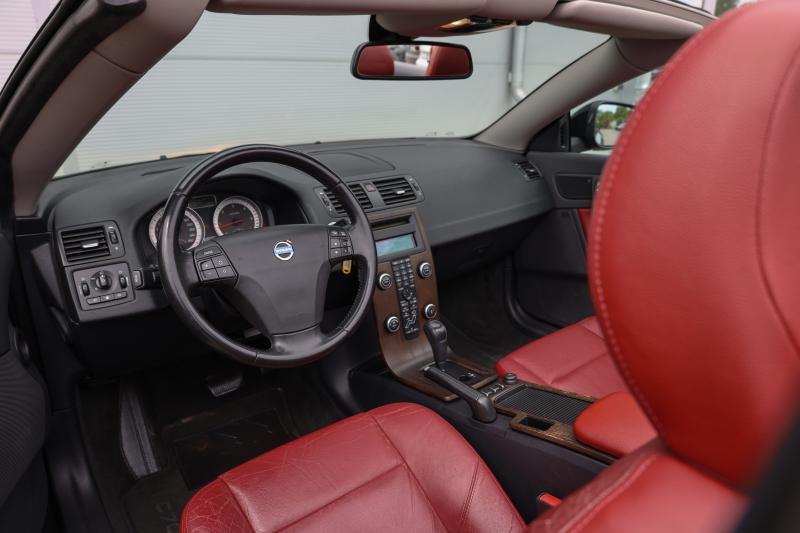 Volvo - C70 - pic11