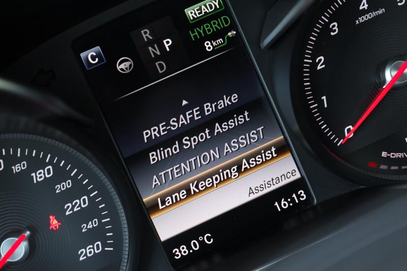 Mercedes-Benz - C350 - pic27
