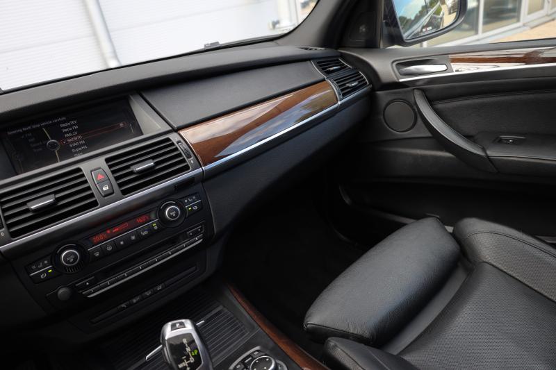 BMW - X5 - pic10