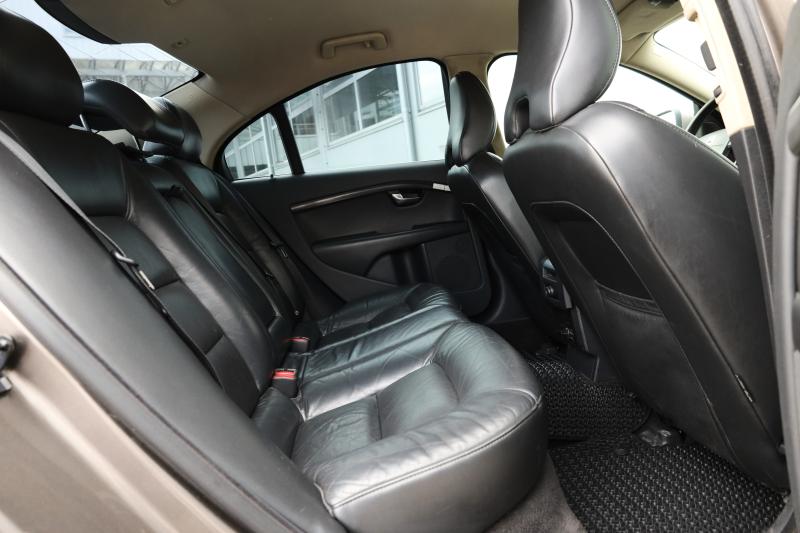 Volvo - S80 - pic14