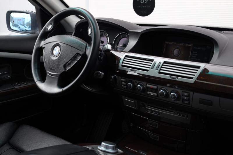BMW - 730 - pic13
