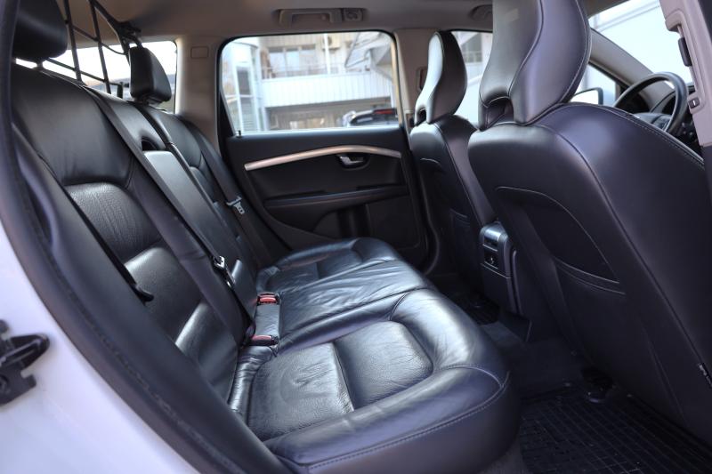 Volvo - V70 - pic14