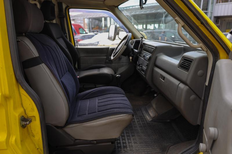 Volkswagen - Transporter - pic12